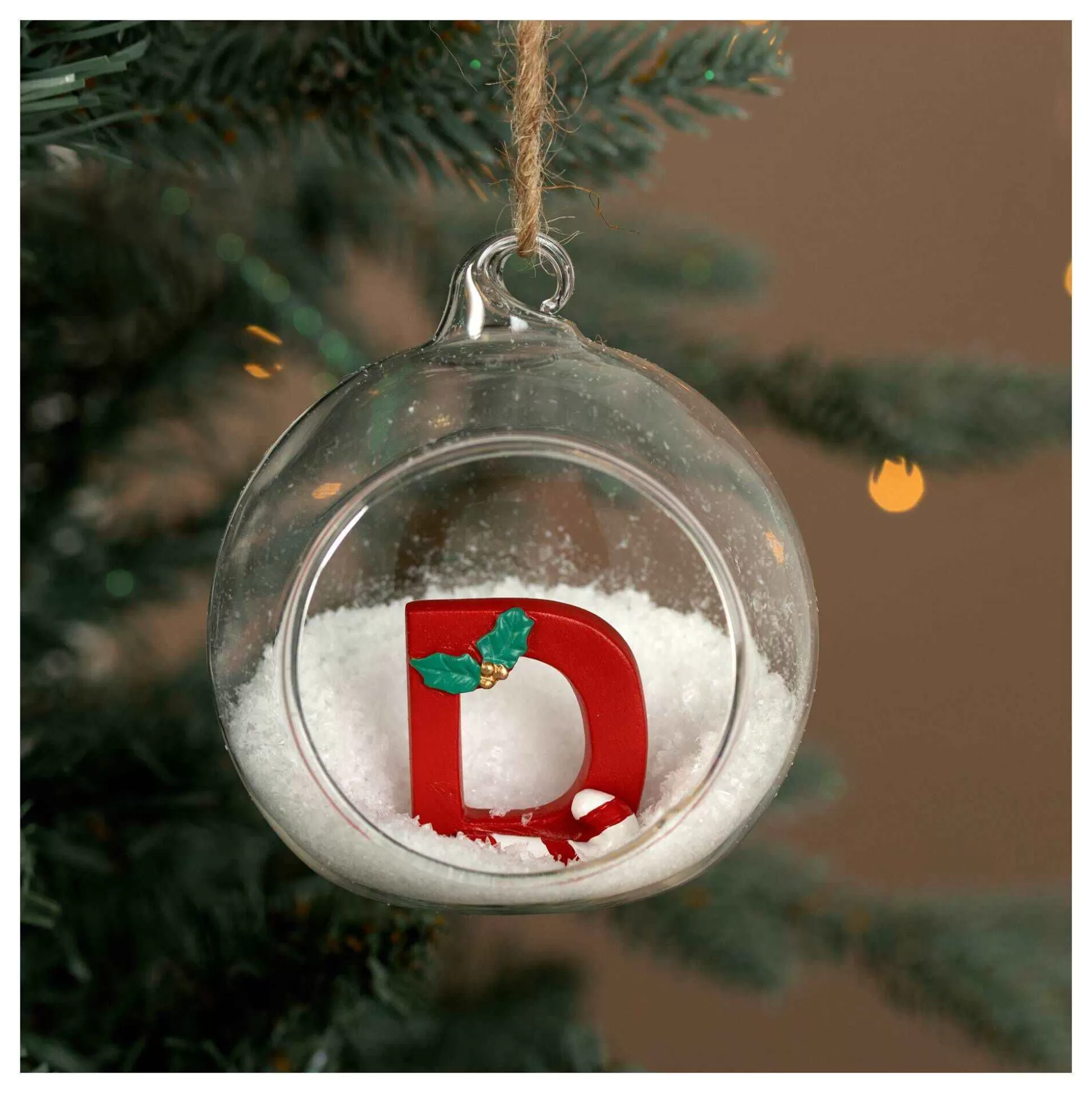 Christmas Resin Letter D Decoration 4Cm-Hobbycraft Flash Sale