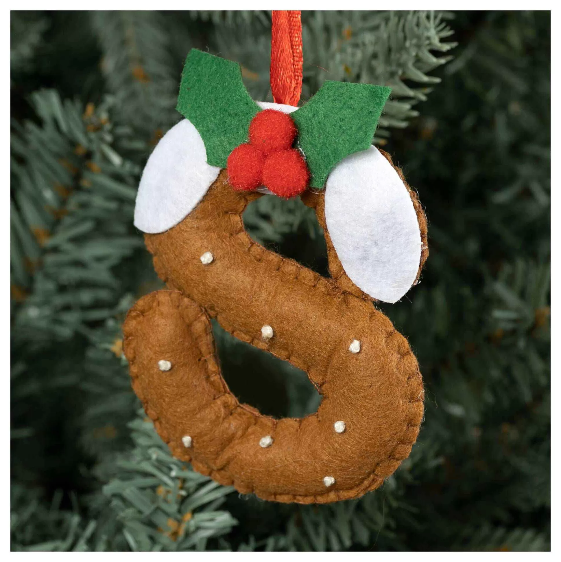 Hanging Christmas Pudding Felt Letter S-Hobbycraft Clearance